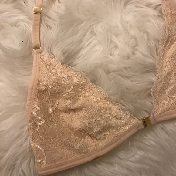 Peaches & Cream Halter Bralette - Picture 2 of 5